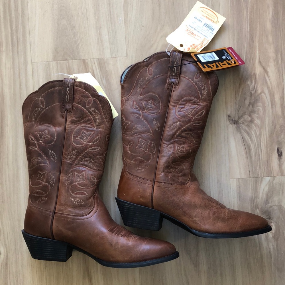 NWT Ariat Cowboy boots